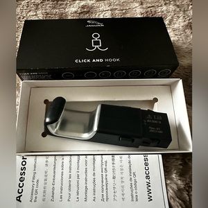 Jaguar CLICK AND HOOK